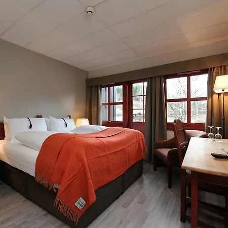 Hotel Hunderfossen & 3*